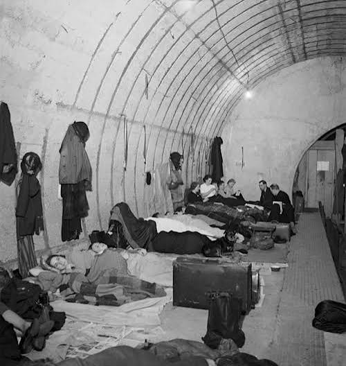 11 de Outubro de 1940: A Blitz Persiste em Londres e Midlands 